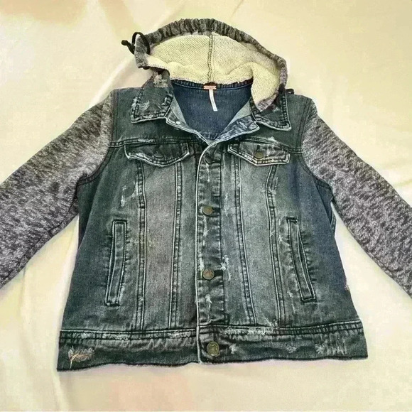 Free People Denim And Knit Hooded Grunge Western Jacket in  Indigo Blue Small - Picture 6 of 13